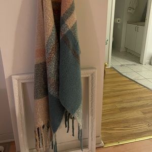 Oversized Plaid Blanket Scarf *SUPER CASHMERE SOFT!!!*